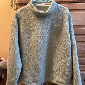 Nike therma fit brand new